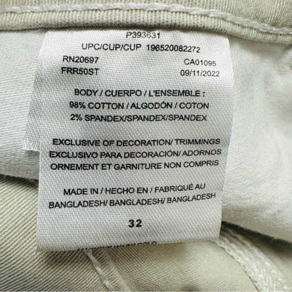 Dickies Cream Cargo Shorts Lightweight Summer Essential - Picture 3 of 3